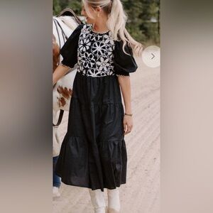 Vestique Black and White Midi Dress